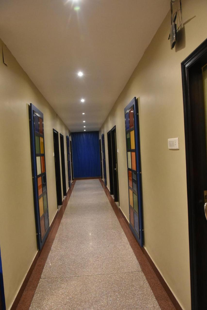 Hotel Vibhav Harsh Varanasi Exterior foto